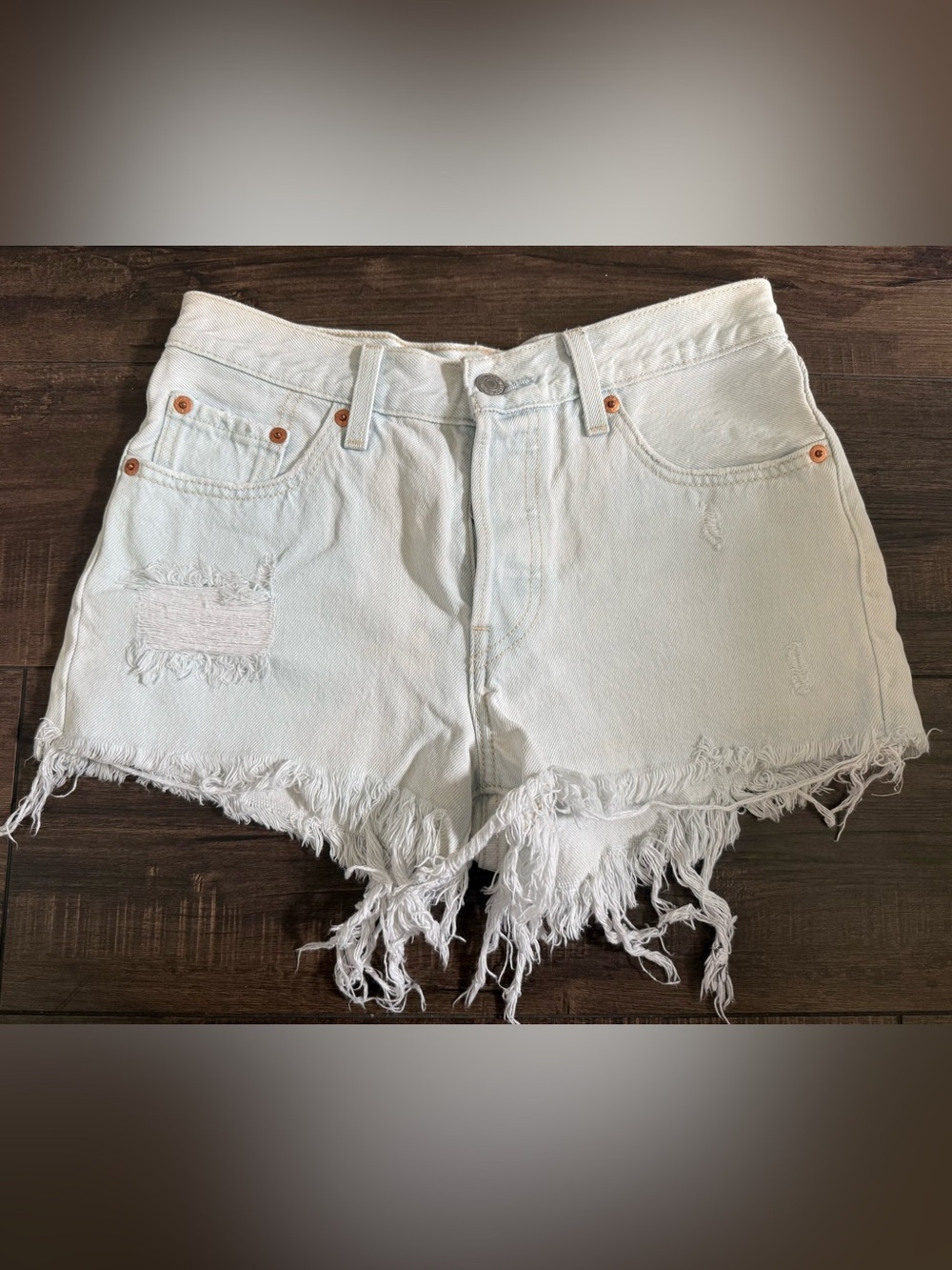Levi’s 501 Original Distressed Cutoff Denim Shorts White W25 Raw Hem